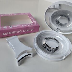 Elara Craft Magnetic Eyelashes & L.A. COLORS Eyelash, Dramatilash, Va Va Voom